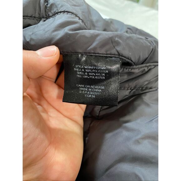 Reversible Puffer Vest Black & Gray | Men’s/Unisex Quilted Zip Up Winter Sleevel - Picture 5 of 6